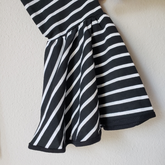 Boho Bell Sleeve Crew Neck Top - Picture 7 of 12